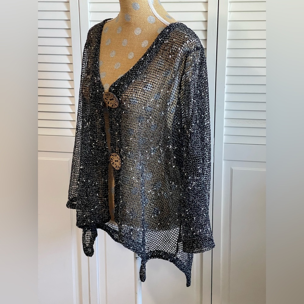 Nina Leonard black mesh cardigan with two large coconut buttons Sz 2X - Picture 2 of 8
